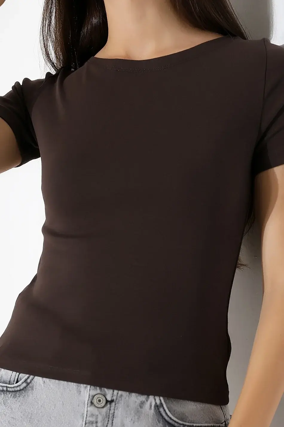 Kadın Kayık Yaka Kısa Kol Tshirt — görsel 3